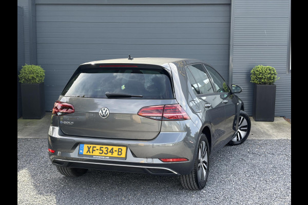 Volkswagen e-Golf e-Golf ✓SOH 90.2%✓1e Eigenaar✓Dealer Onderhouden✓Camera✓Carplay✓Navi✓Virtual Cockpit✓LED✓Pdc V+A✓Keyless✓Lm velgen✓Bj 12-2018✓N.A.P✓Apk tot 01-2027