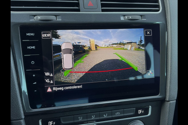 Volkswagen e-Golf e-Golf ✓SOH 90.2%✓1e Eigenaar✓Dealer Onderhouden✓Camera✓Carplay✓Navi✓Virtual Cockpit✓LED✓Pdc V+A✓Keyless✓Lm velgen✓Bj 12-2018✓N.A.P✓Apk tot 01-2027