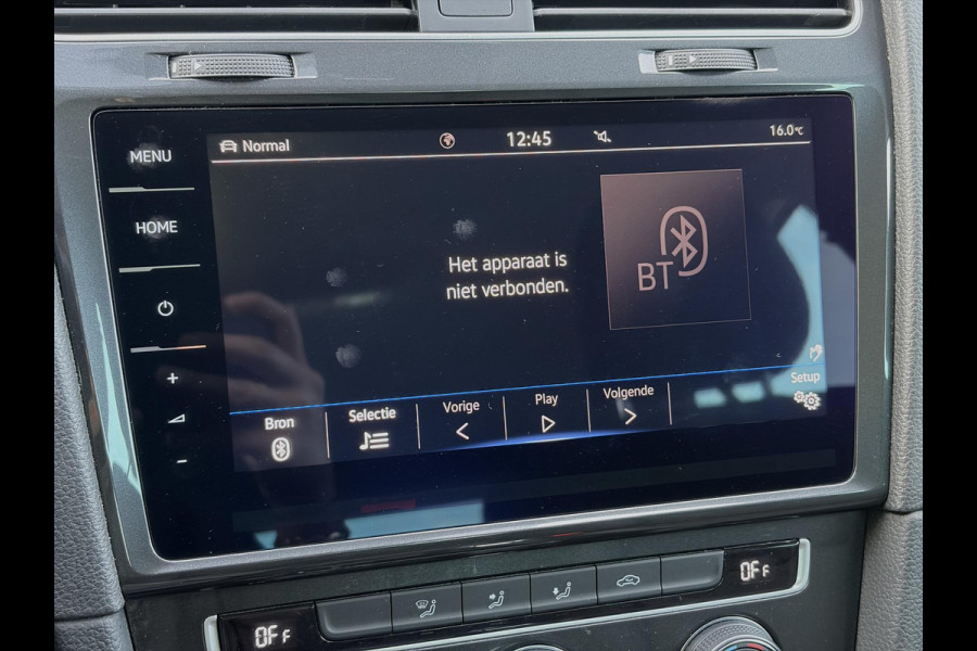 Volkswagen e-Golf e-Golf ✓SOH 90.2%✓1e Eigenaar✓Dealer Onderhouden✓Camera✓Carplay✓Navi✓Virtual Cockpit✓LED✓Pdc V+A✓Keyless✓Lm velgen✓Bj 12-2018✓N.A.P✓Apk tot 01-2027