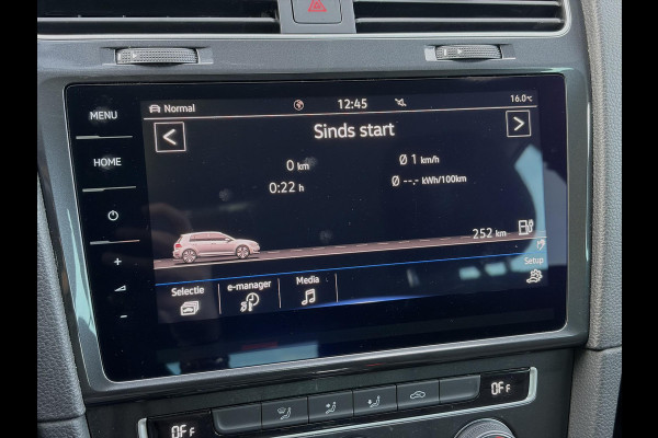 Volkswagen e-Golf e-Golf ✓SOH 90.2%✓1e Eigenaar✓Dealer Onderhouden✓Camera✓Carplay✓Navi✓Virtual Cockpit✓LED✓Pdc V+A✓Keyless✓Lm velgen✓Bj 12-2018✓N.A.P✓Apk tot 01-2027
