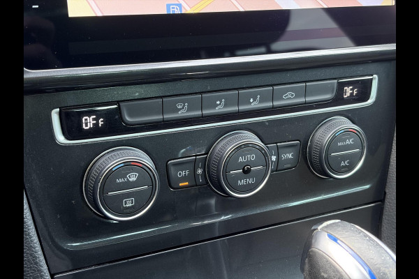 Volkswagen e-Golf e-Golf ✓SOH 90.2%✓1e Eigenaar✓Dealer Onderhouden✓Camera✓Carplay✓Navi✓Virtual Cockpit✓LED✓Pdc V+A✓Keyless✓Lm velgen✓Bj 12-2018✓N.A.P✓Apk tot 01-2027