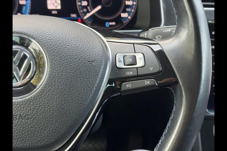 Volkswagen e-Golf e-Golf ✓SOH 90.2%✓1e Eigenaar✓Dealer Onderhouden✓Camera✓Carplay✓Navi✓Virtual Cockpit✓LED✓Pdc V+A✓Keyless✓Lm velgen✓Bj 12-2018✓N.A.P✓Apk tot 01-2027