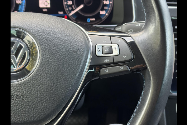 Volkswagen e-Golf e-Golf ✓SOH 90.2%✓1e Eigenaar✓Dealer Onderhouden✓Camera✓Carplay✓Navi✓Virtual Cockpit✓LED✓Pdc V+A✓Keyless✓Lm velgen✓Bj 12-2018✓N.A.P✓Apk tot 01-2027