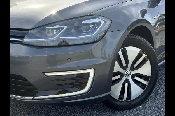 Volkswagen e-Golf e-Golf ✓SOH 90.2%✓1e Eigenaar✓Dealer Onderhouden✓Camera✓Carplay✓Navi✓Virtual Cockpit✓LED✓Pdc V+A✓Keyless✓Lm velgen✓Bj 12-2018✓N.A.P✓Apk tot 01-2027