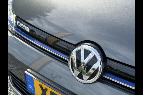 Volkswagen e-Golf e-Golf ✓SOH 90.2%✓1e Eigenaar✓Dealer Onderhouden✓Camera✓Carplay✓Navi✓Virtual Cockpit✓LED✓Pdc V+A✓Keyless✓Lm velgen✓Bj 12-2018✓N.A.P✓Apk tot 01-2027