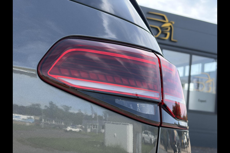 Volkswagen e-Golf e-Golf ✓SOH 90.2%✓1e Eigenaar✓Dealer Onderhouden✓Camera✓Carplay✓Navi✓Virtual Cockpit✓LED✓Pdc V+A✓Keyless✓Lm velgen✓Bj 12-2018✓N.A.P✓Apk tot 01-2027