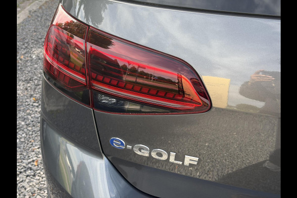 Volkswagen e-Golf e-Golf ✓SOH 90.2%✓1e Eigenaar✓Dealer Onderhouden✓Camera✓Carplay✓Navi✓Virtual Cockpit✓LED✓Pdc V+A✓Keyless✓Lm velgen✓Bj 12-2018✓N.A.P✓Apk tot 01-2027