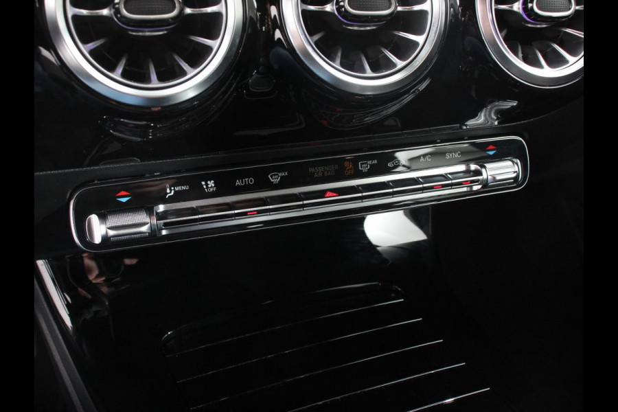 Mercedes-Benz CLA-Klasse Shooting Brake 200 Progressive Premium Climate control Parkeersensoren Achteruitrij camera verwarmde voorstoelen Navigatie Cruise control Lane assist LED