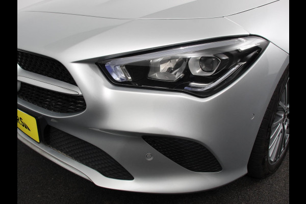 Mercedes-Benz CLA-Klasse Shooting Brake 200 Progressive Premium Climate control Parkeersensoren Achteruitrij camera verwarmde voorstoelen Navigatie Cruise control Lane assist LED