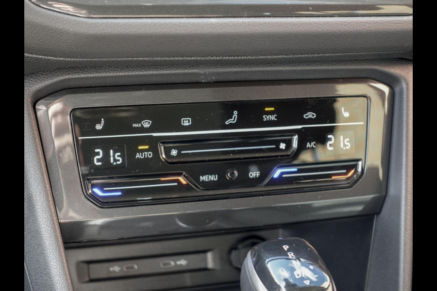 Volkswagen Tiguan 1.5 TSI 150pk DSG Elegance Navigatie Apple Carplay / Android Auto Parkeersensoren Camera Adaptieve Cruise Control Stuur-en stoelverwarming Matrix LED-koplampen Virtual Cockpit Getinte ramen Climate Control ErgoActive stoelen