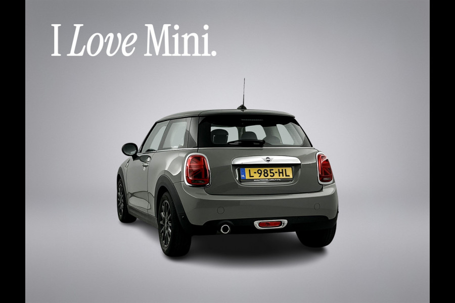MINI 3-deurs 1.5 Essential Facelift Digital Cockpit/Carplay/Navi/Keyless entry/Park.sens