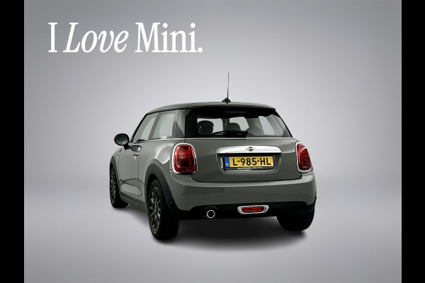 MINI 3-deurs 1.5 Essential Facelift Digital Cockpit/Carplay/Navi/Keyless entry/Park.sens
