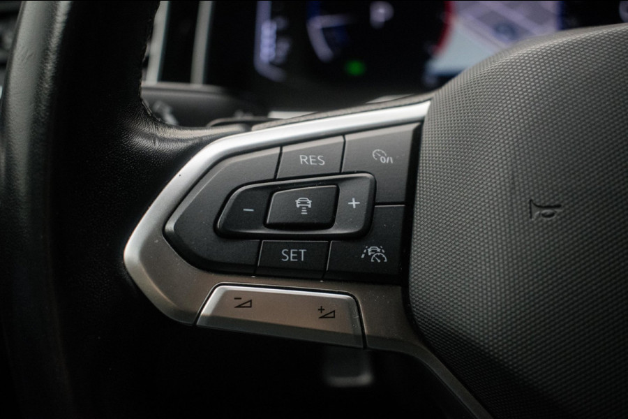 Volkswagen Polo 1.0 TSI R-LINE NL-auto [ IQ Light Stoelverwarming Virtual Cockpit Alcantara Adaptive Cruise Control Lane Assist ]