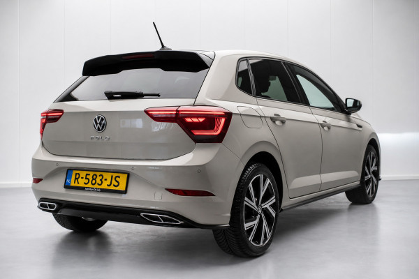 Volkswagen Polo 1.0 TSI R-LINE NL-auto [ IQ Light Stoelverwarming Virtual Cockpit Alcantara Adaptive Cruise Control Lane Assist ]