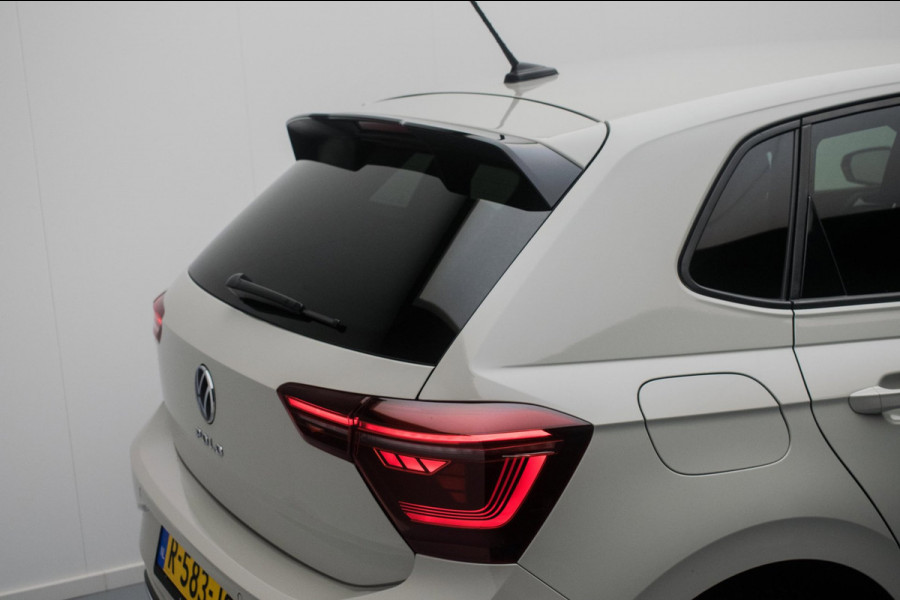Volkswagen Polo 1.0 TSI R-LINE NL-auto [ IQ Light Stoelverwarming Virtual Cockpit Alcantara Adaptive Cruise Control Lane Assist ]