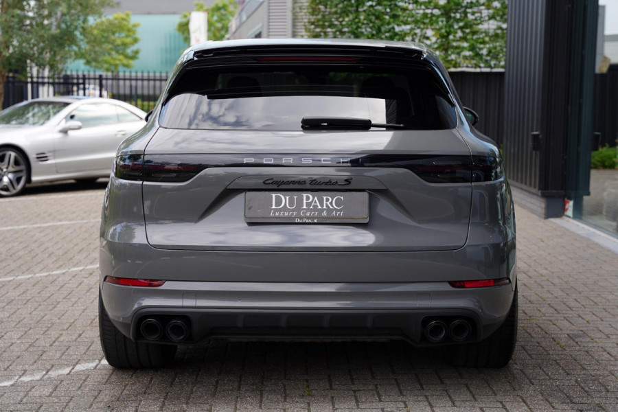 Porsche Cayenne 4.0 Turbo S E-Hybrid / Keramische Remmen / Sport Chrono