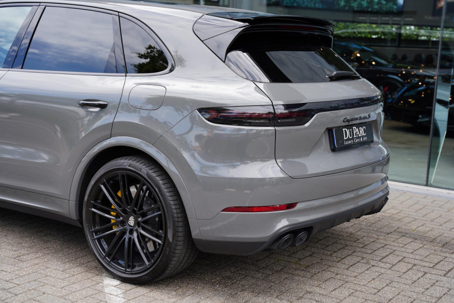 Porsche Cayenne 4.0 Turbo S E-Hybrid / Keramische Remmen / Sport Chrono