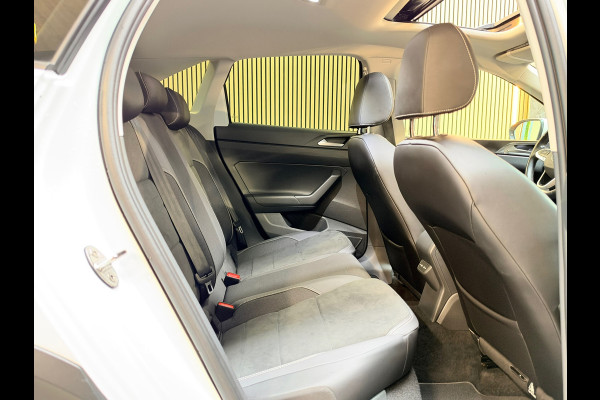 Volkswagen Taigo 1.0 TSI |PANO|IQ LIGHT|KEYLESS|DODEHOEK|ACC|CAMERA|CARPLAY|2022|TREKHAAK|