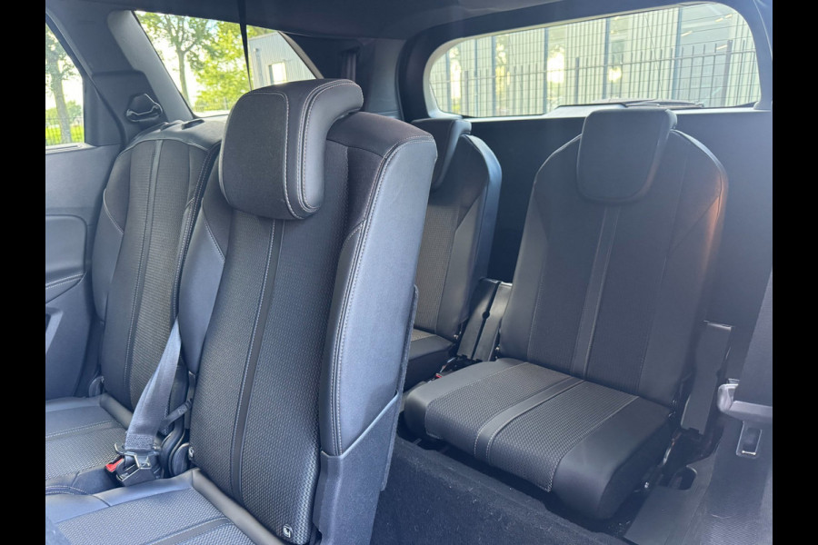 Peugeot 5008 1.2 PureTech GT / NWE DISTR.RIEM !! / 7-ZITTER / ADAPTIEVE CRUISE / AFN. TREKHAAK / CAMERA / CARPLAY / KEYLESS / '18!