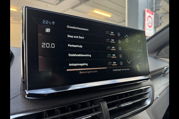 Peugeot 5008 1.2 PureTech GT / NWE DISTR.RIEM !! / 7-ZITTER / ADAPTIEVE CRUISE / AFN. TREKHAAK / CAMERA / CARPLAY / KEYLESS / '18!