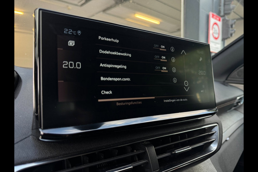 Peugeot 5008 1.2 PureTech GT / NWE DISTR.RIEM !! / 7-ZITTER / ADAPTIEVE CRUISE / AFN. TREKHAAK / CAMERA / CARPLAY / KEYLESS / '18!