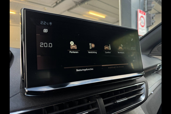 Peugeot 5008 1.2 PureTech GT / NWE DISTR.RIEM !! / 7-ZITTER / ADAPTIEVE CRUISE / AFN. TREKHAAK / CAMERA / CARPLAY / KEYLESS / '18!