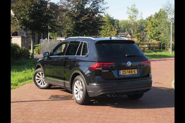 Volkswagen Tiguan 1.5 TSI Comfortline Business | Apple Carplay | ACC | Parkeesensoren | DAB | NL-Auto |