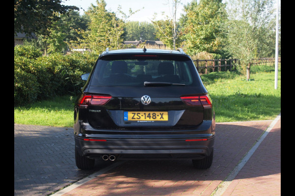 Volkswagen Tiguan 1.5 TSI Comfortline Business | Apple Carplay | ACC | Parkeesensoren | DAB | NL-Auto |