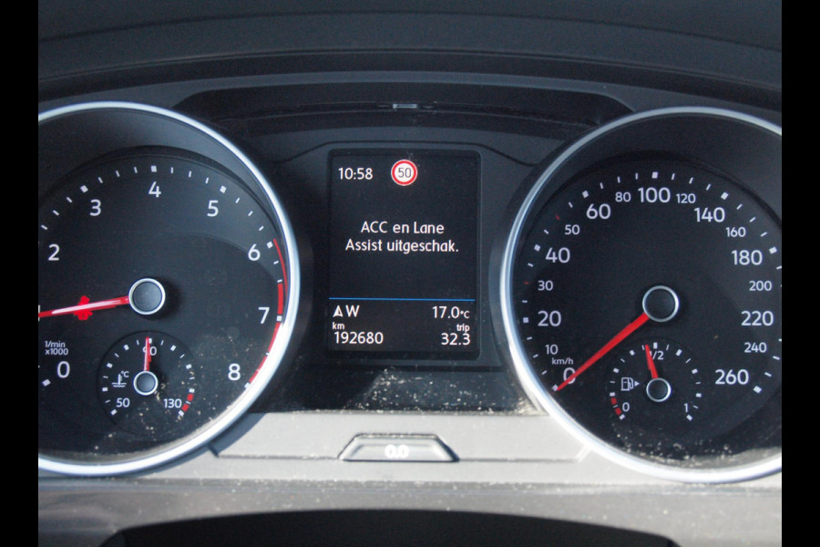 Volkswagen Tiguan 1.5 TSI Comfortline Business | Apple Carplay | ACC | Parkeesensoren | DAB | NL-Auto |