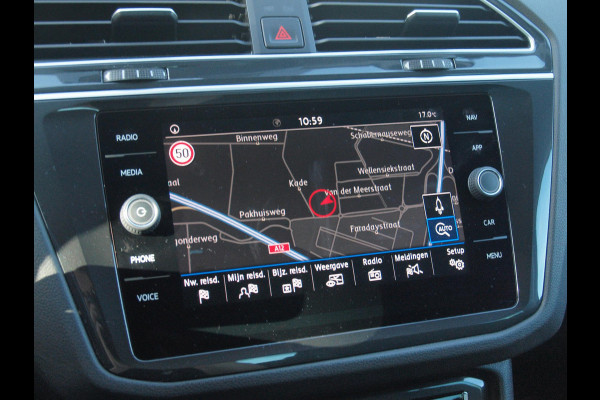 Volkswagen Tiguan 1.5 TSI Comfortline Business | Apple Carplay | ACC | Parkeesensoren | DAB | NL-Auto |