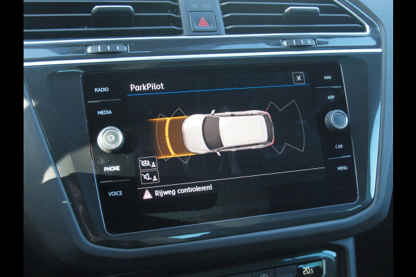 Volkswagen Tiguan 1.5 TSI Comfortline Business | Apple Carplay | ACC | Parkeesensoren | DAB | NL-Auto |