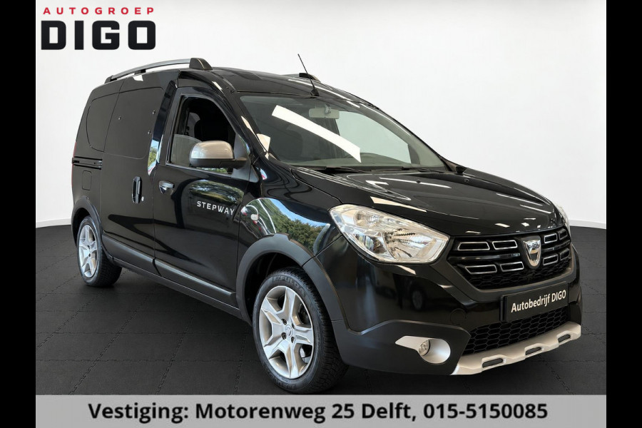 Dacia Dokker 1.3 TCe Stepway 130PK GARANTIE TOT 06-2029!* . NAVIGATIE . ACHTERUITRIJ CAMERA . TREKHAAK 1.200KG TREK GEWICHT!  .