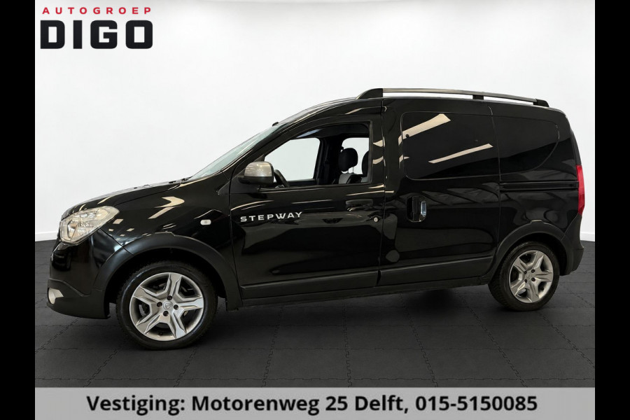 Dacia Dokker 1.3 TCe Stepway 130PK GARANTIE TOT 06-2029!* . NAVIGATIE . ACHTERUITRIJ CAMERA . TREKHAAK 1.200KG TREK GEWICHT!  .