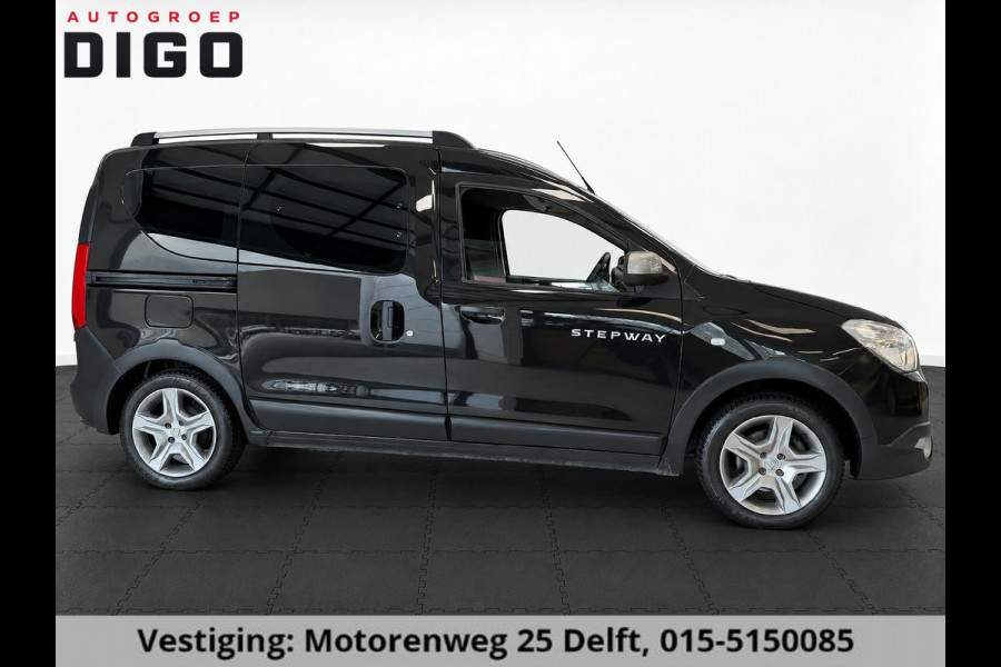 Dacia Dokker 1.3 TCe Stepway 130PK GARANTIE TOT 06-2029!* . NAVIGATIE . ACHTERUITRIJ CAMERA . TREKHAAK 1.200KG TREK GEWICHT!  .
