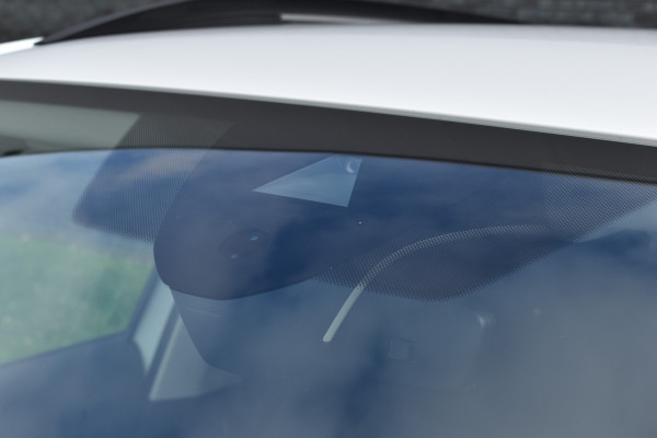 Volkswagen T-Cross 1.0 TSI Life Stoelverwarming Navi Automaat