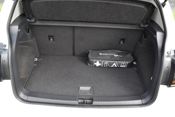 Volkswagen T-Cross 1.0 TSI Life Stoelverwarming Navi Automaat