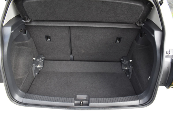 Volkswagen T-Cross 1.0 TSI Life Stoelverwarming Navi Automaat