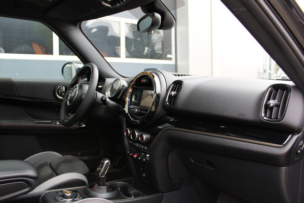 MINI Countryman 2.0 John Cooper Works ALL4 Keyless/Panorama/JCW/Stoelverwarming/Sportstoelen