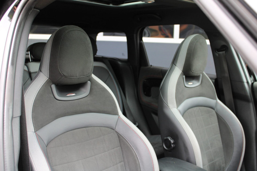 MINI Countryman 2.0 John Cooper Works ALL4 Keyless/Panorama/JCW/Stoelverwarming/Sportstoelen