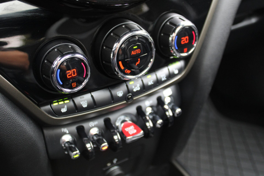 MINI Countryman 2.0 John Cooper Works ALL4 Keyless/Panorama/JCW/Stoelverwarming/Sportstoelen