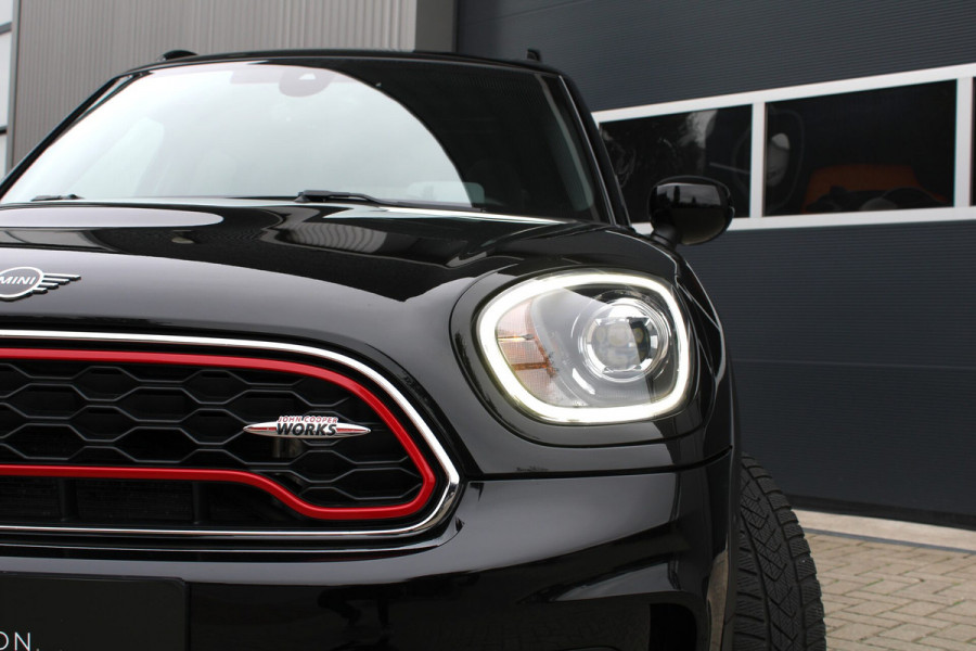 MINI Countryman 2.0 John Cooper Works ALL4 Keyless/Panorama/JCW/Stoelverwarming/Sportstoelen