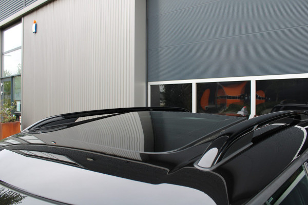 MINI Countryman 2.0 John Cooper Works ALL4 Keyless/Panorama/JCW/Stoelverwarming/Sportstoelen