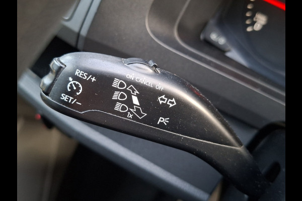 Volkswagen Transporter 2.0 TDI L1H1 * Airco * Parkeersensoren * Cruise Control * 18 INCH WIELEN *