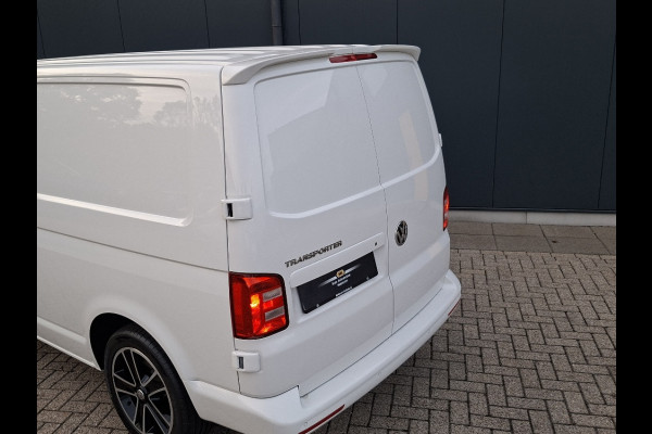 Volkswagen Transporter 2.0 TDI L1H1 * Airco * Parkeersensoren * Cruise Control * 18 INCH WIELEN *