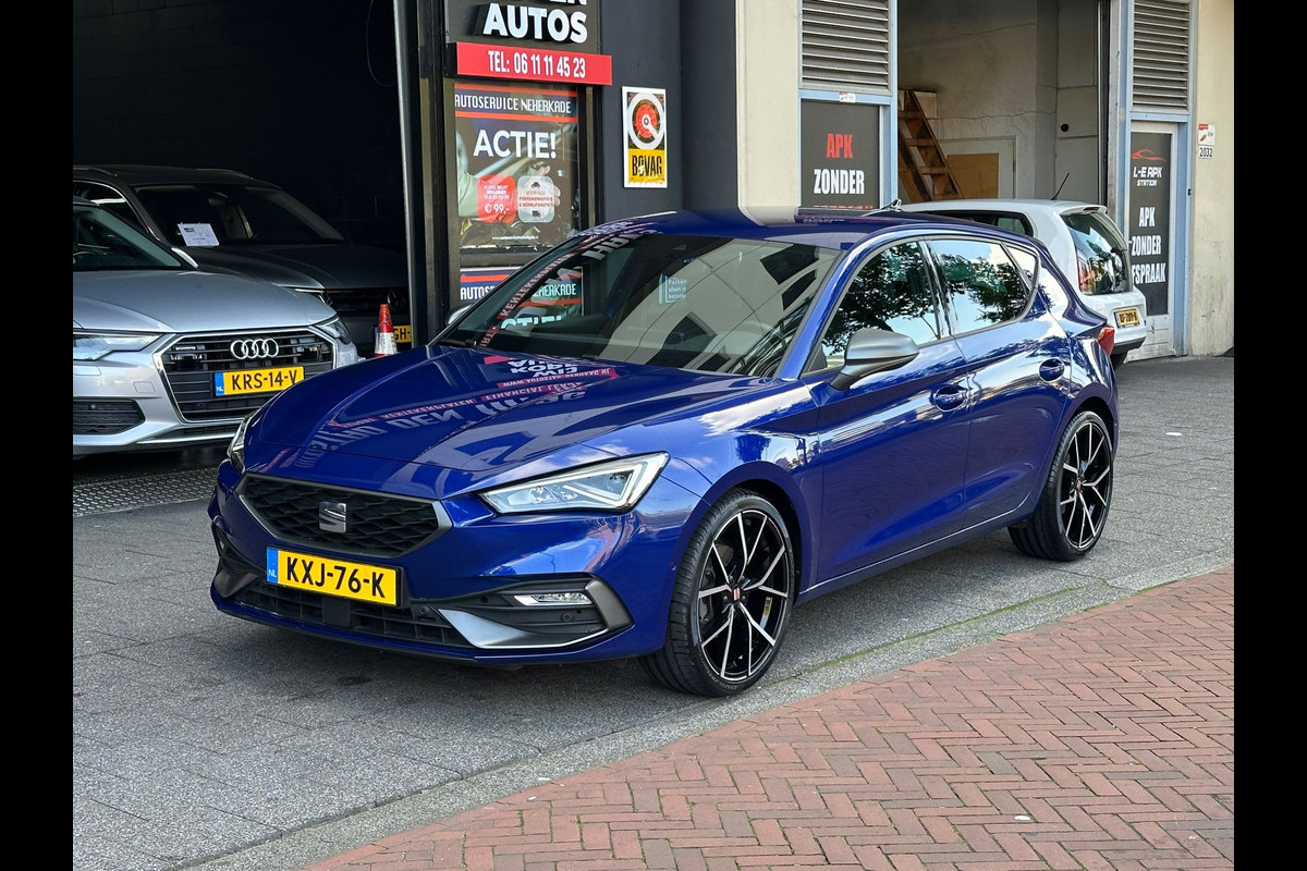 Seat Leon 1.5 eTSI FR Aut Leer Navi Camera Carplay