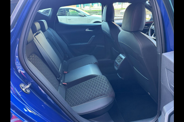 Seat Leon 1.5 eTSI FR Aut Leer Navi Camera Carplay