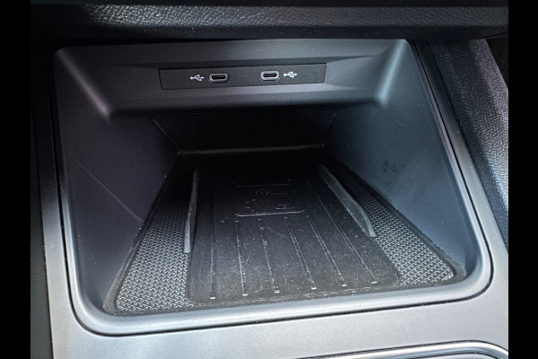 Seat Leon 1.5 eTSI FR Aut Leer Navi Camera Carplay