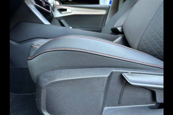 Seat Leon 1.5 eTSI FR Aut Leer Navi Camera Carplay