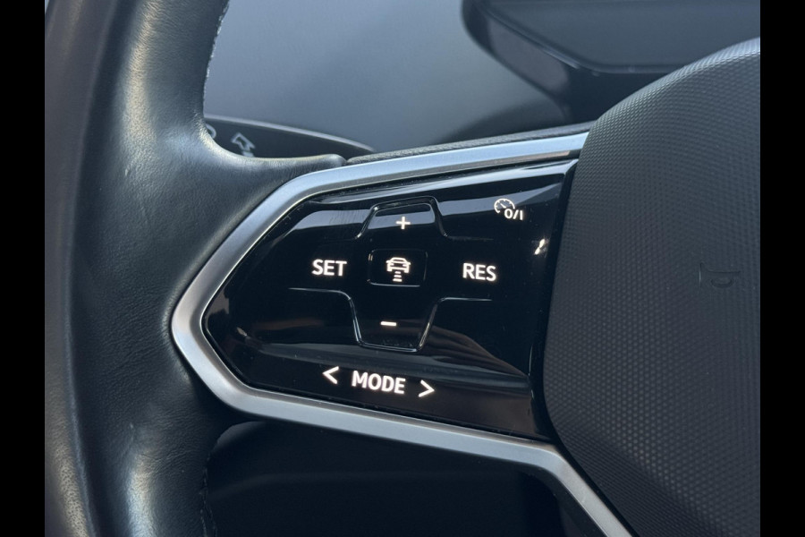 Volkswagen ID.4 First 77 kWh NL-AUTO | TREKHAAK | CAMERA| SOH 90%