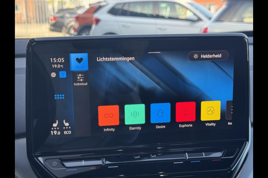 Volkswagen ID.4 First 77 kWh NL-AUTO | TREKHAAK | CAMERA| SOH 90%